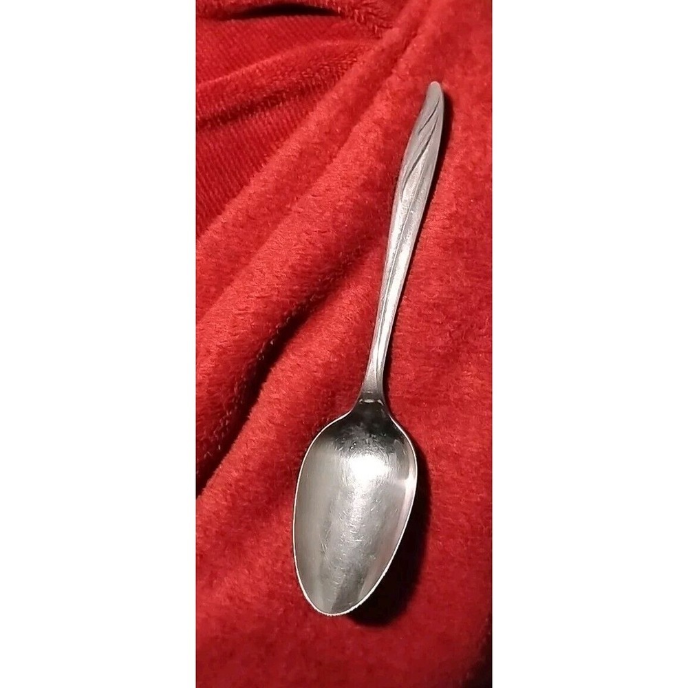 SILCO/INTERNATIONAL Large Tablespoon STAINLESS-DIGNITY SLIVERWARE/ flatware